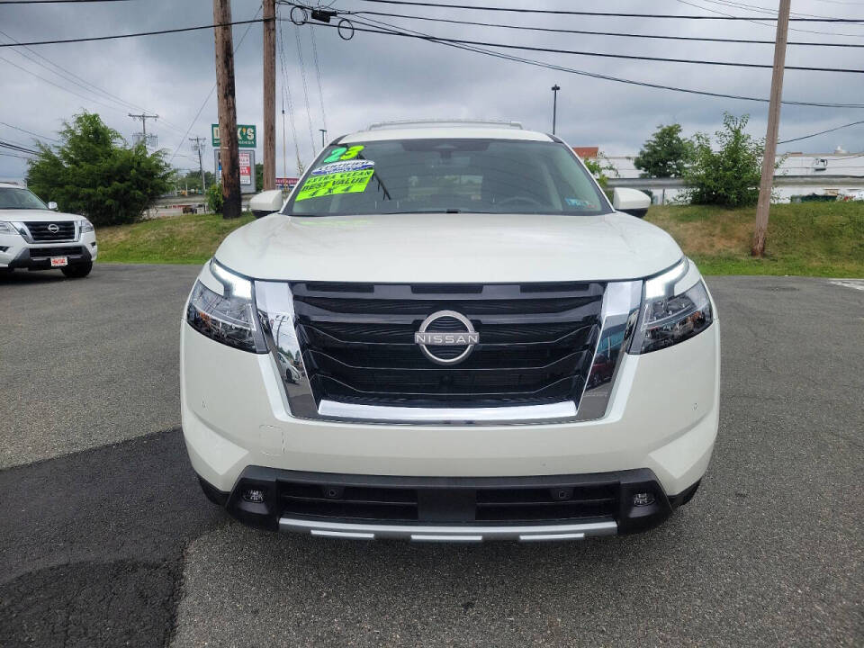 2023 Nissan Pathfinder for sale at HILLTOP NISSAN in East Hanover, NJ