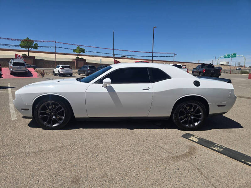 2014 Dodge Challenger SXT