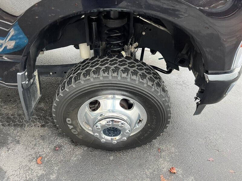 2024 Ford F-350 Super Duty Platinum