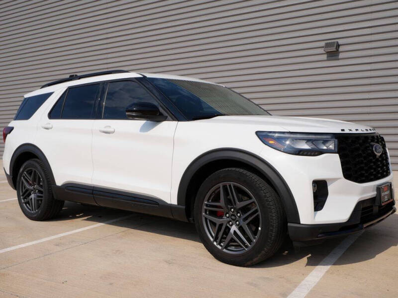 2025 Ford Explorer ST