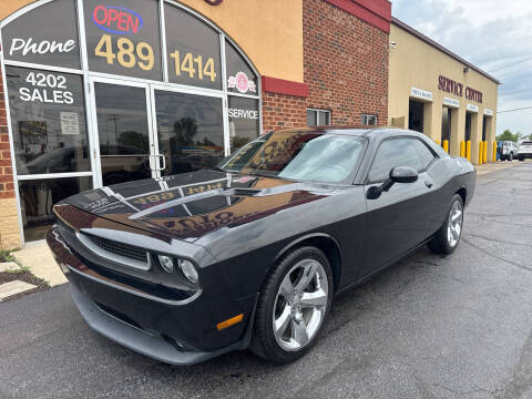 2014 Dodge Challenger SXT Plus