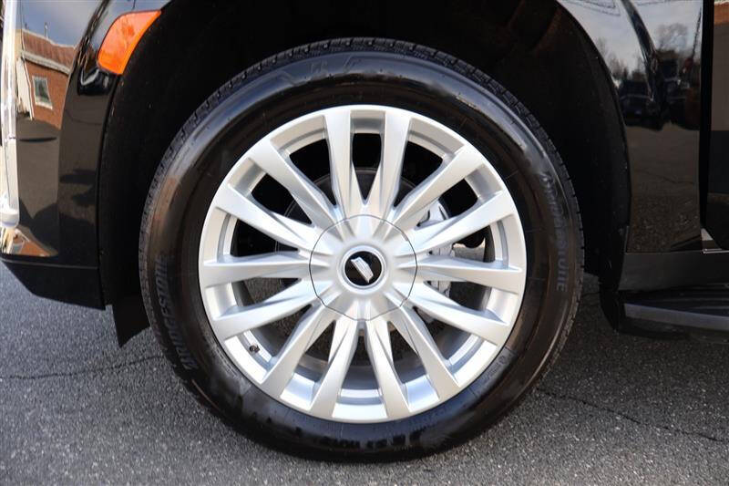 2024 Cadillac Escalade ESV Luxury