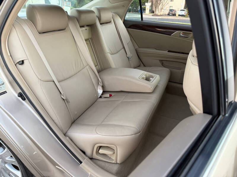 2008 Toyota Avalon XLS