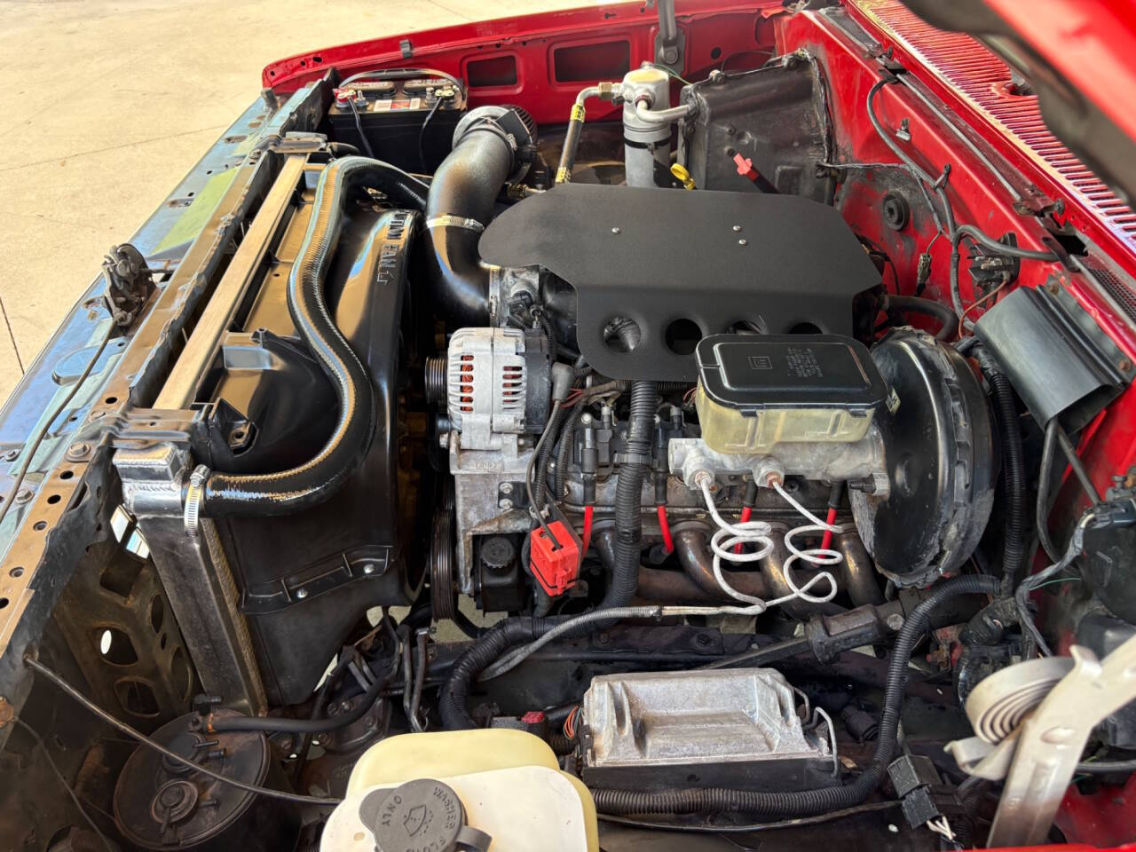 1987 Chevrolet R/V 10 Series 32