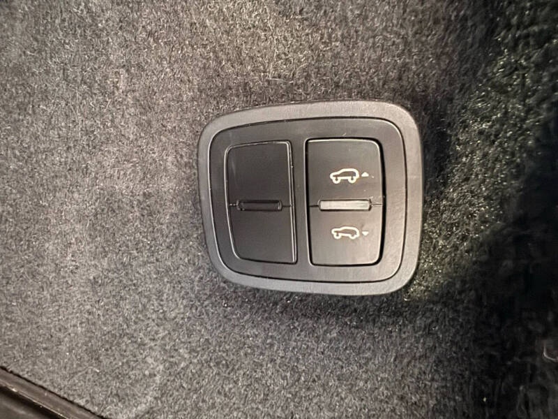 2016 Porsche Cayenne GTS