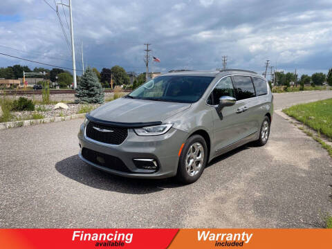 2022 Chrysler Pacifica for sale at Auto Star in Osseo MN