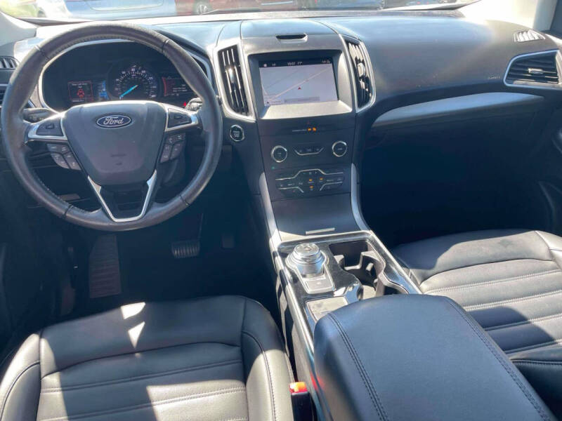 2019 Ford Edge SEL
