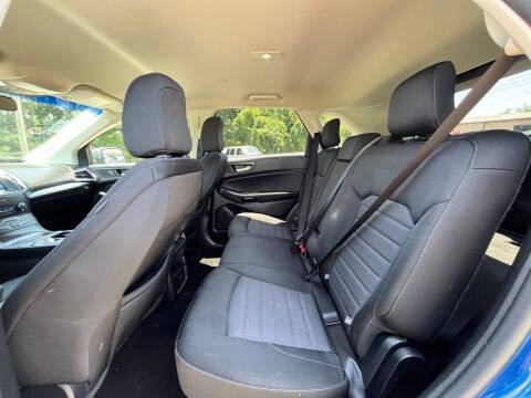 2020 Ford Edge SE