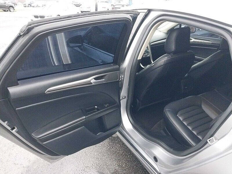 2020 Ford Fusion SEL