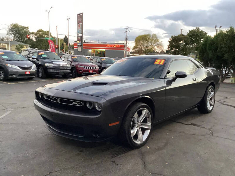 2021 Dodge Challenger SXT