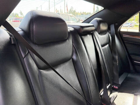 2013 Chrysler 300