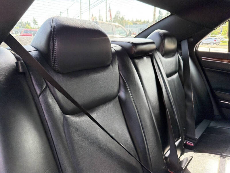 2013 Chrysler 300