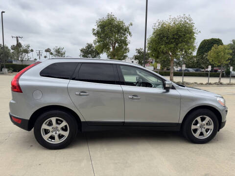 2012 Volvo XC60 3.2 Platinum