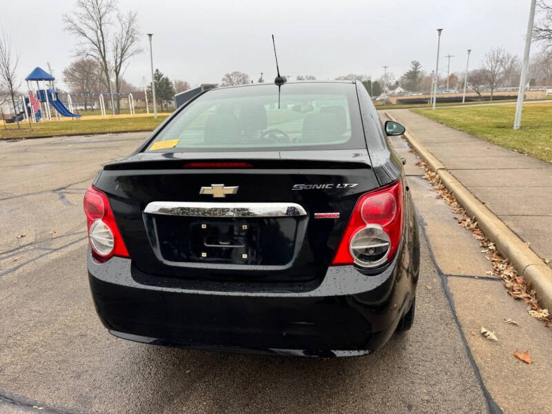 2016 Chevrolet Sonic LTZ Auto