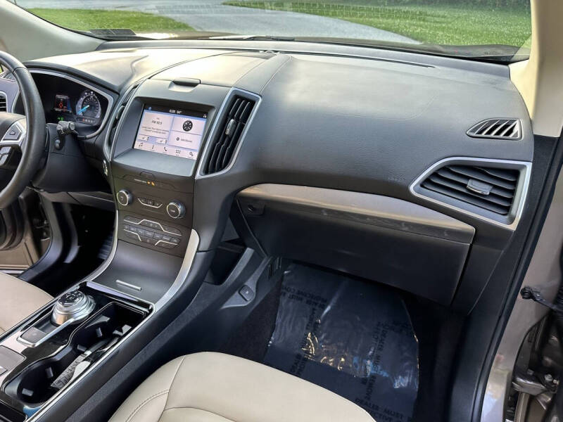 2019 Ford Edge SEL