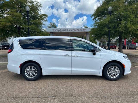 2024 Chrysler Pacifica for sale at BLACKBURN MOTOR CO in Vicksburg MS