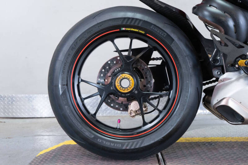 2018 Ducati Panigale V4 S