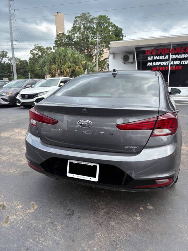 2020 Hyundai Elantra