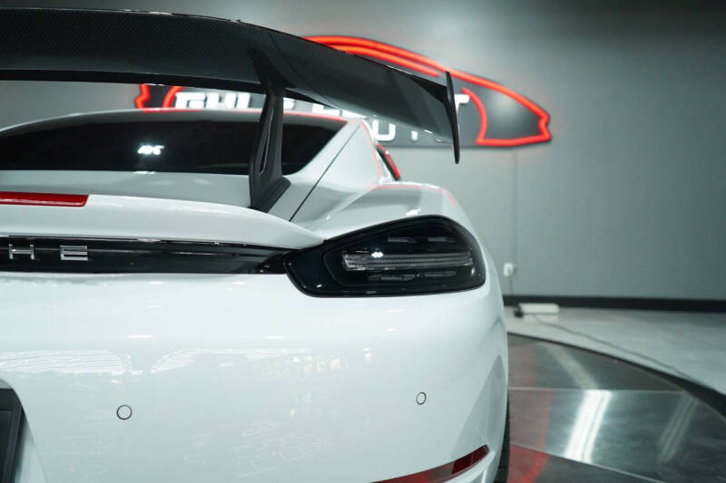 2023 Porsche 718 Cayman GT4 RS