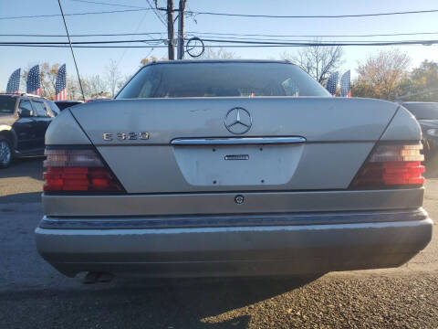1995 Mercedes-Benz E-Class E 320