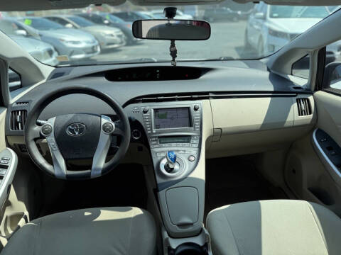 2010 Toyota Prius II