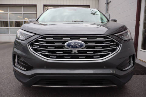 2021 Ford Edge Titanium
