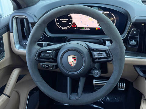 2024 Porsche Cayenne Turbo E-Hybrid Coupe