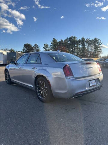 2018 Chrysler 300 S