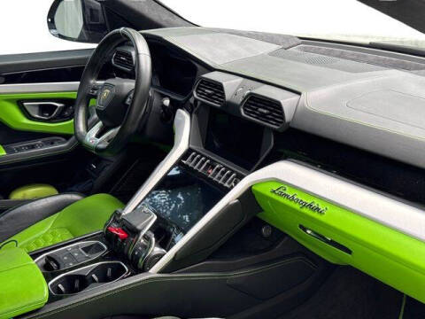 2019 Lamborghini Urus