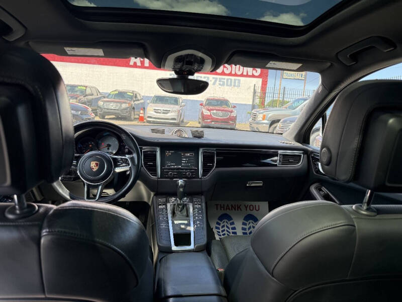 2016 Porsche Macan S