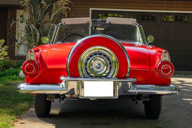1956 Ford Thunderbird