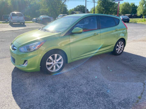 2012 Hyundai Accent for sale at Daves Deals on Wheels in Tulsa OK