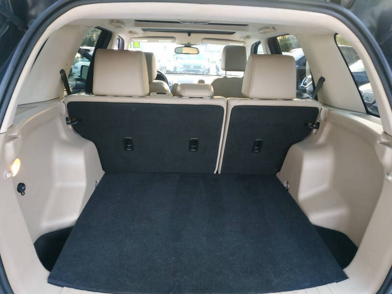 2011 Land Rover LR2
