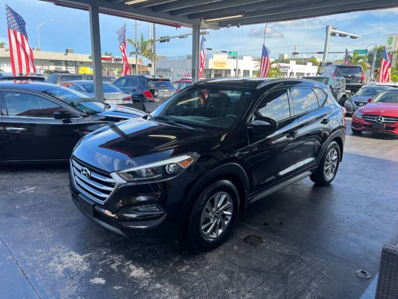 2017 Hyundai Tucson for sale at American Auto Sales in Hialeah FL