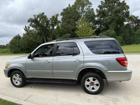 2004 Toyota Sequoia SR5