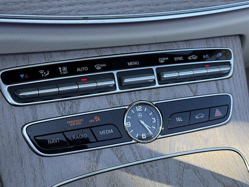 2018 Mercedes-Benz E-Class 41