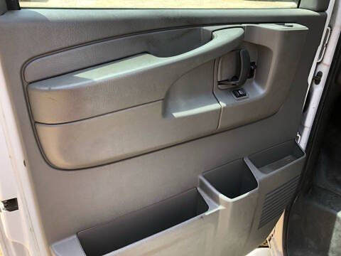 2015 GMC Savana 2500