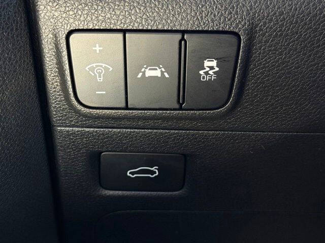 2023 Kia K5
