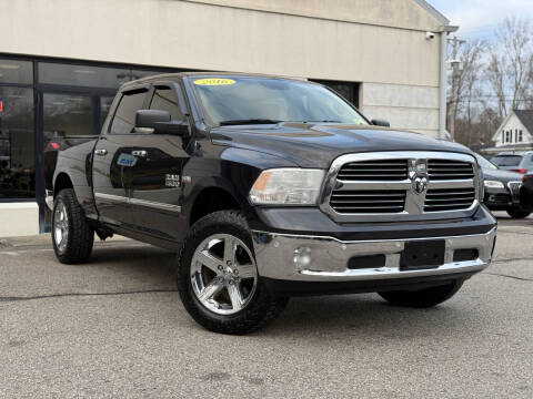 2016 RAM 1500 SLT