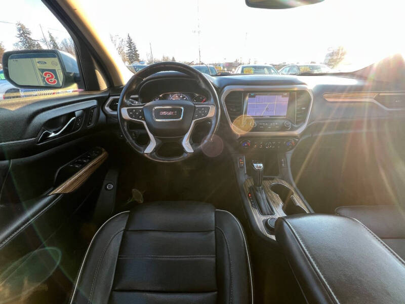 2019 GMC Acadia Denali