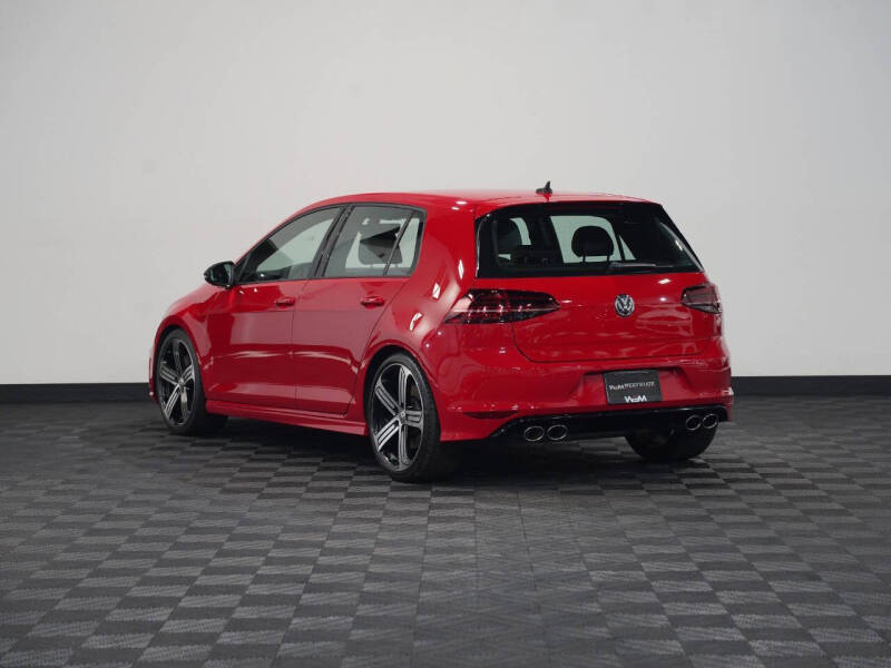 2016 Volkswagen Golf R 4Motion