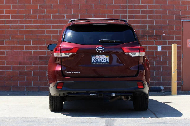 2017 Toyota Highlander LE