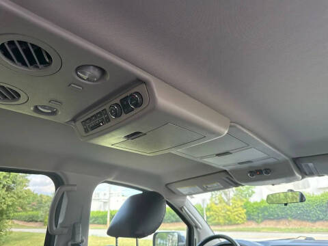 2012 Nissan Armada SV