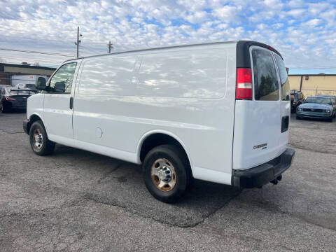 2012 Chevrolet Express 2500