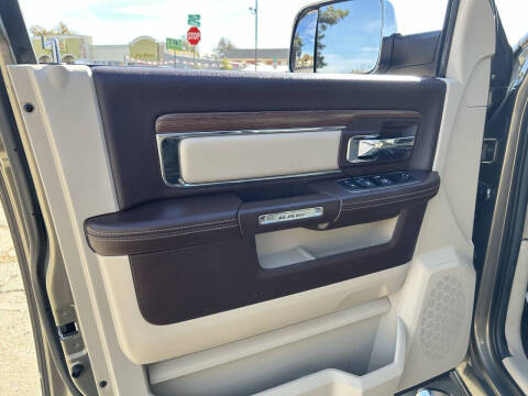 2015 RAM 1500 Laramie