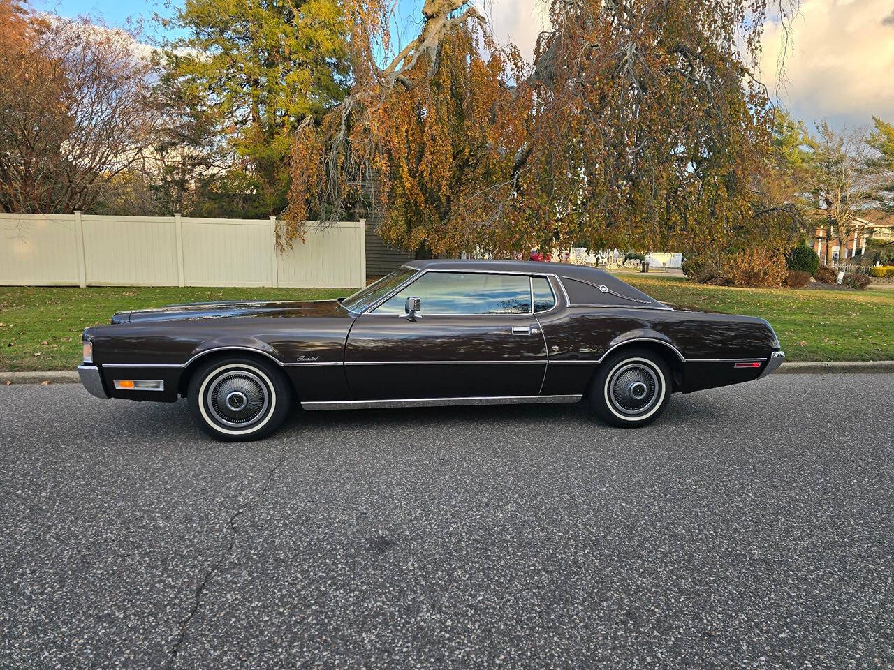 1972 Ford Thunderbird for sale at Vintage Motors USA in Roselle, NJ