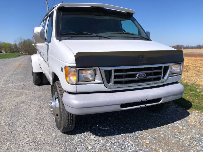 2002 Ford E-Series E-350 SD