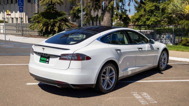 2012 Tesla Model S Signature Performance