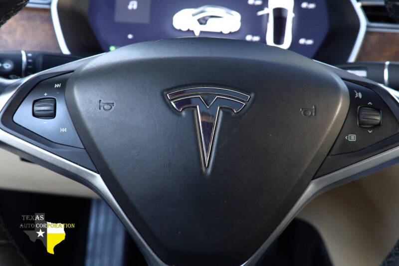 2016 Tesla Model S 90D