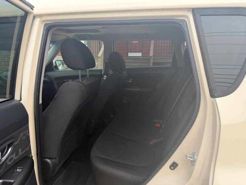 2013 Kia Soul +
